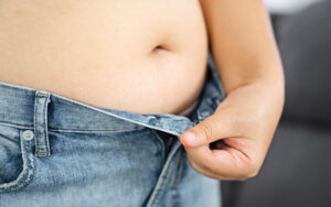 A female with a fat belly cant fit in jeans