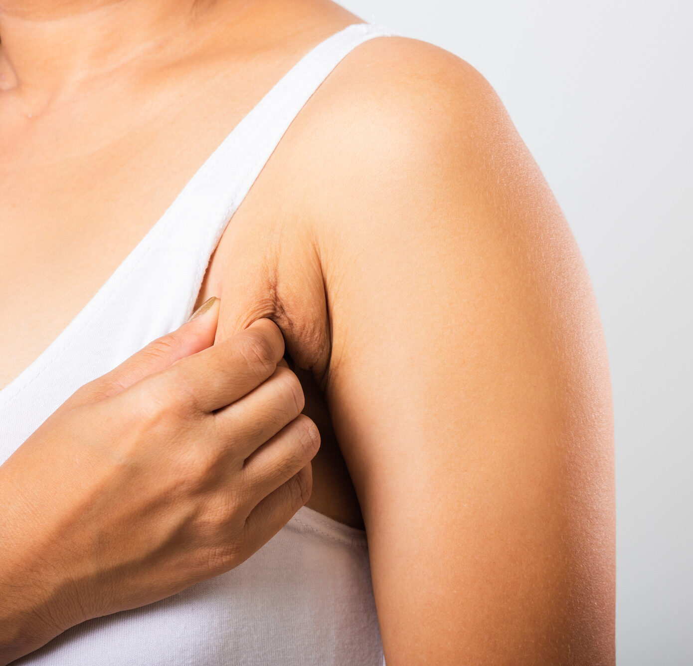 Halley Body Slimming Clinic | Armpit fat removal